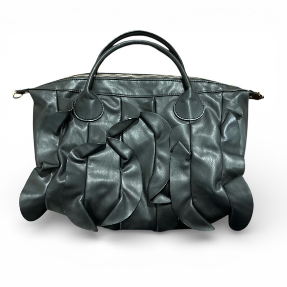 Betsey Johnson Handbags - Betsey Johnson Black Spiral Handbag